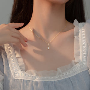 Collier d’eaux cristallines