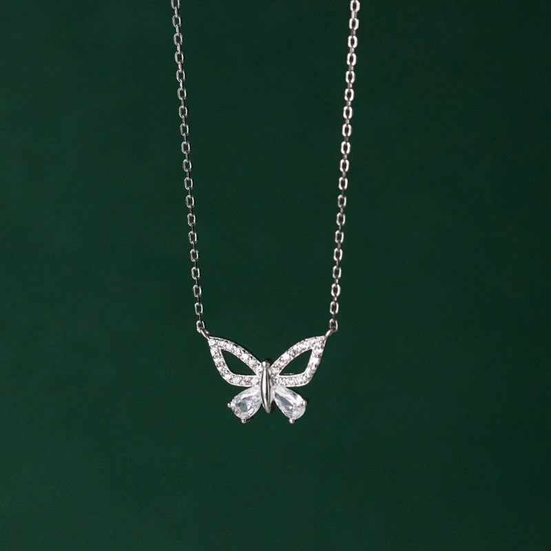 Collier murmures de papillons