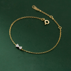 Bracelet à breloques nœud