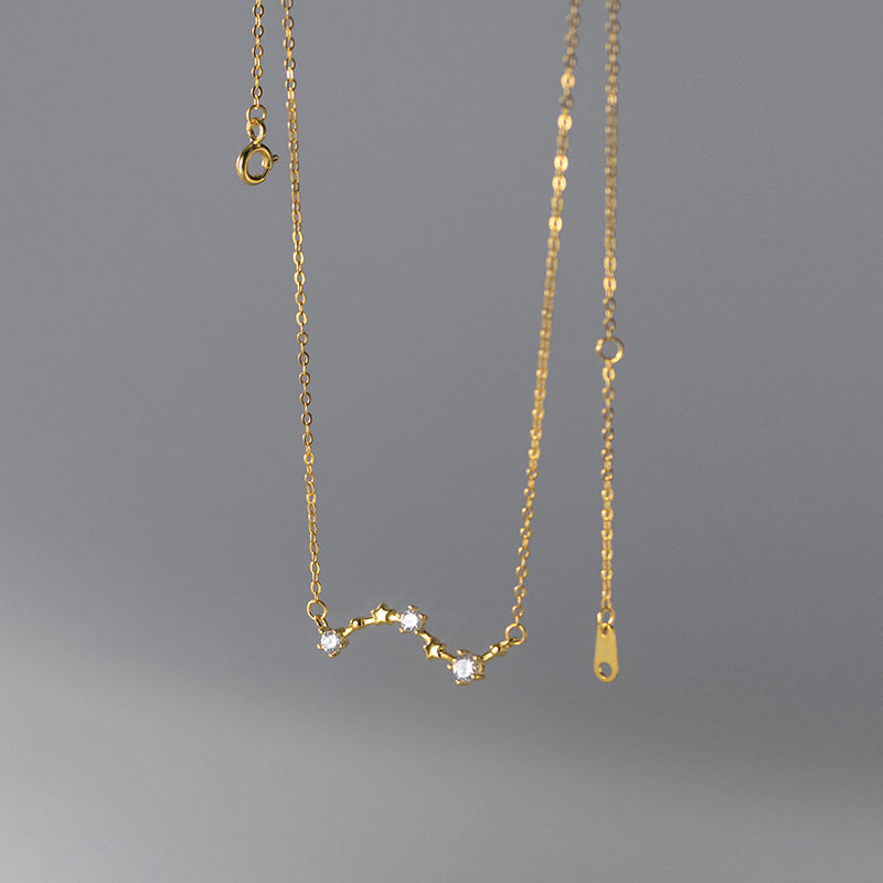 Collier d’étincelles célestes