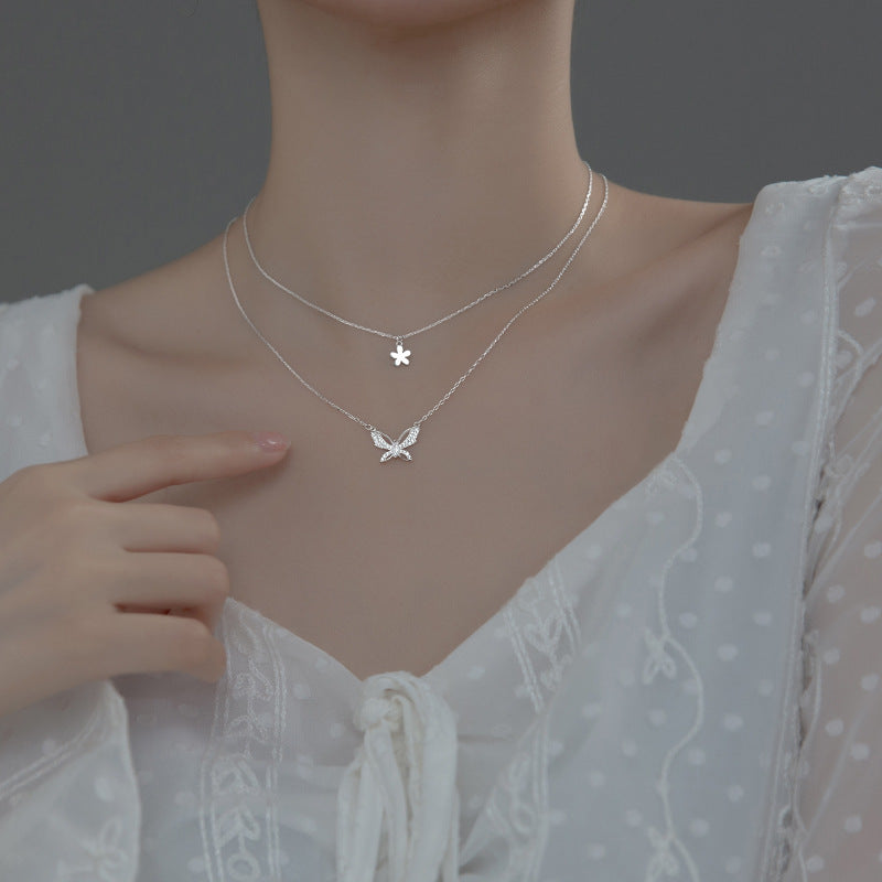 Collier flottant romantique