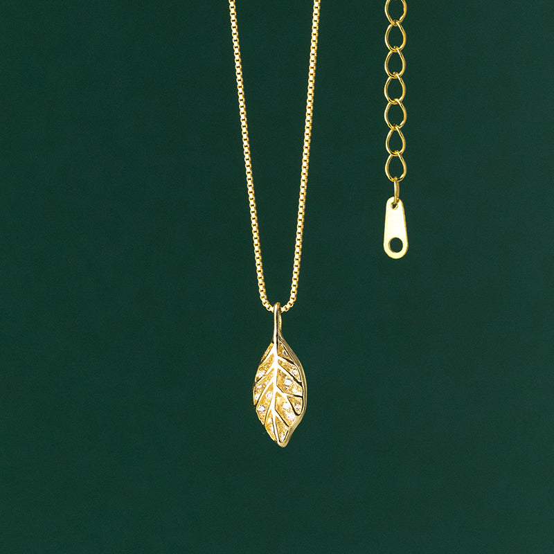 Collier Élégance Feuille D'Or