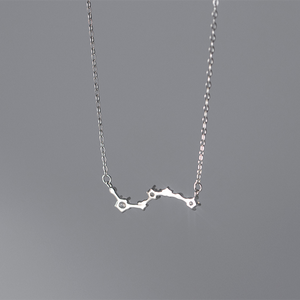 Collier d’étincelles célestes