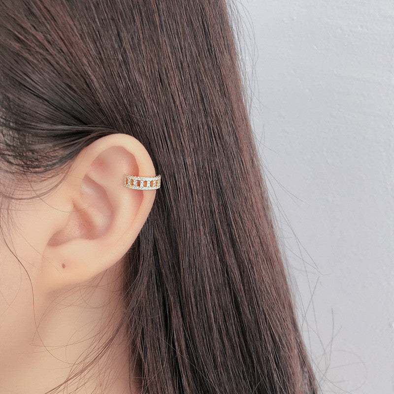 Fine U-shaped Ear Bone Clips