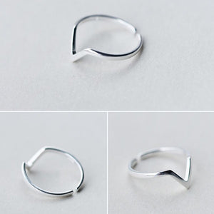 Minimalist Letter V Ring