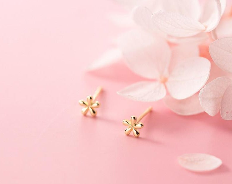 Glossy Little Flower Earrings