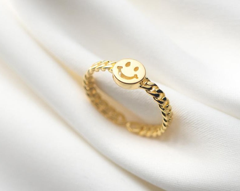 Smile Chain Ring