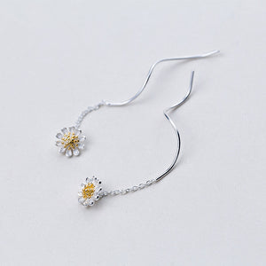 Small Daisy Earrings