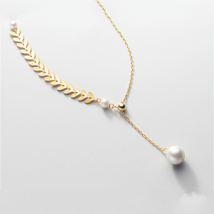 Wheat Ear Leaf Pearl Necklace