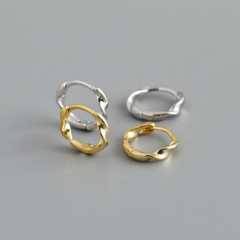 Simple Twist Hoop Earrings