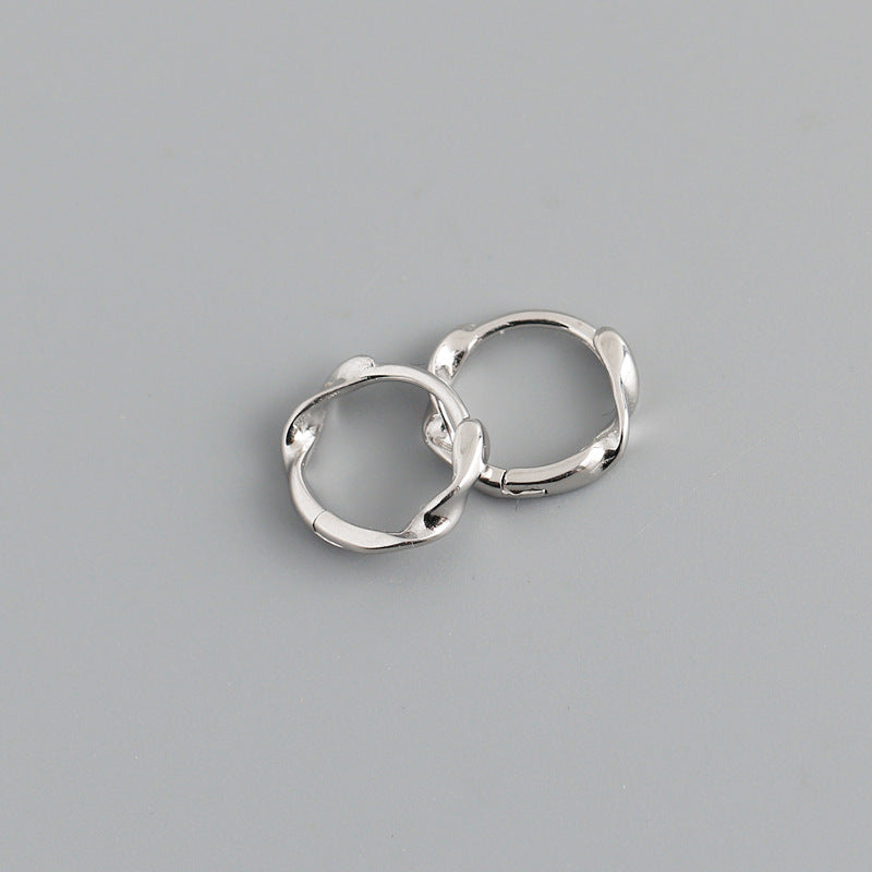 Simple Twist Hoop Earrings