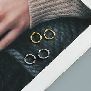 Simple Twist Hoop Earrings