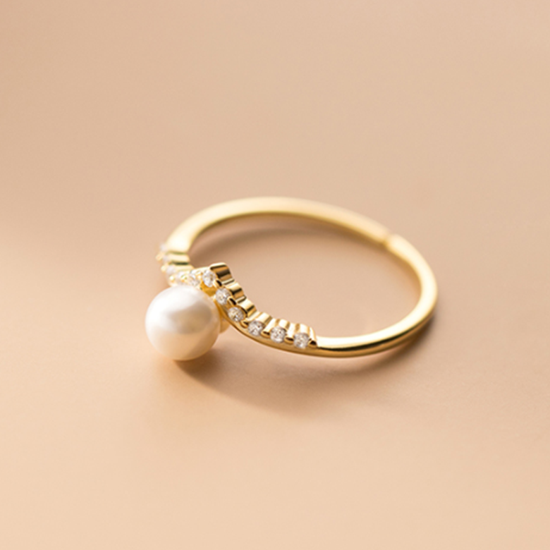 Baroque Pearl Ring