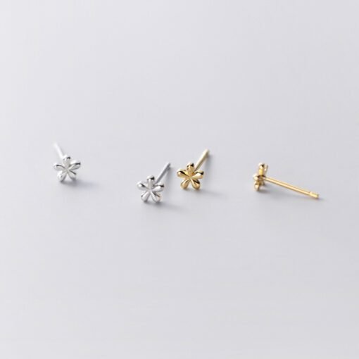 Glossy Little Flower Earrings - Image 5