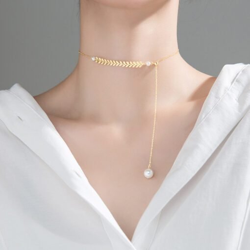 Wheat Ear Leaf Pearl Necklace - Image 5
