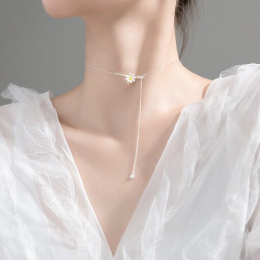 Daisy Choker Necklace - Image 3