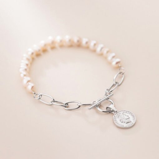 Portrait Pearl Bracelet