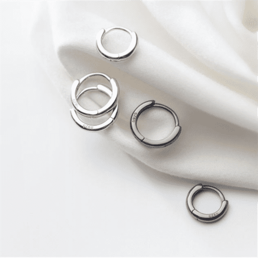 Round Short Hoop Earrings - Image 4