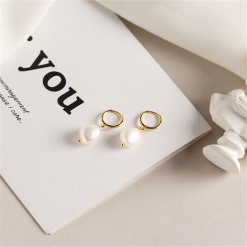 Round Irregular Pearl Earrings - Image 4