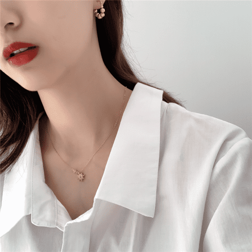 Starry Glow Necklace - Image 4
