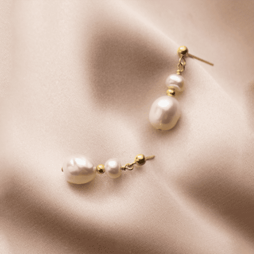 Baroque Pearl Earrings - Image 7