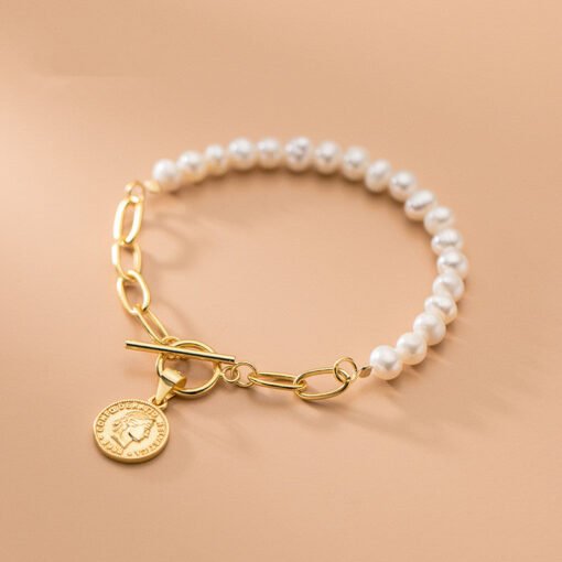 Portrait Pearl Bracelet