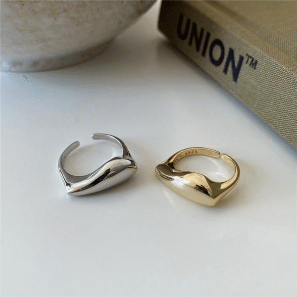 Vue alternative de Harmony in Asymmetry Ring