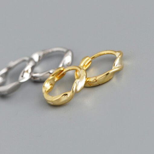 Simple Twist Hoop Earrings - Image 3