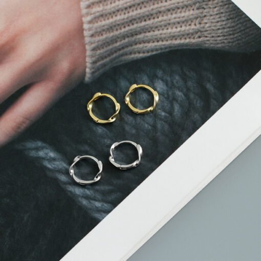 Simple Twist Hoop Earrings - Image 10