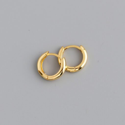 Simple Hoop Earrings - Image 9
