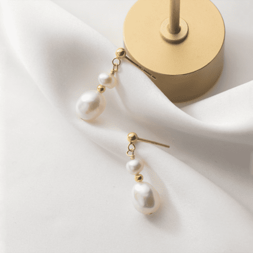 Baroque Pearl Earrings - Image 4