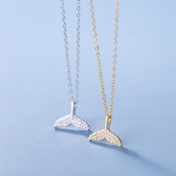 Vue alternative de Ocean Whisper Tail Necklace