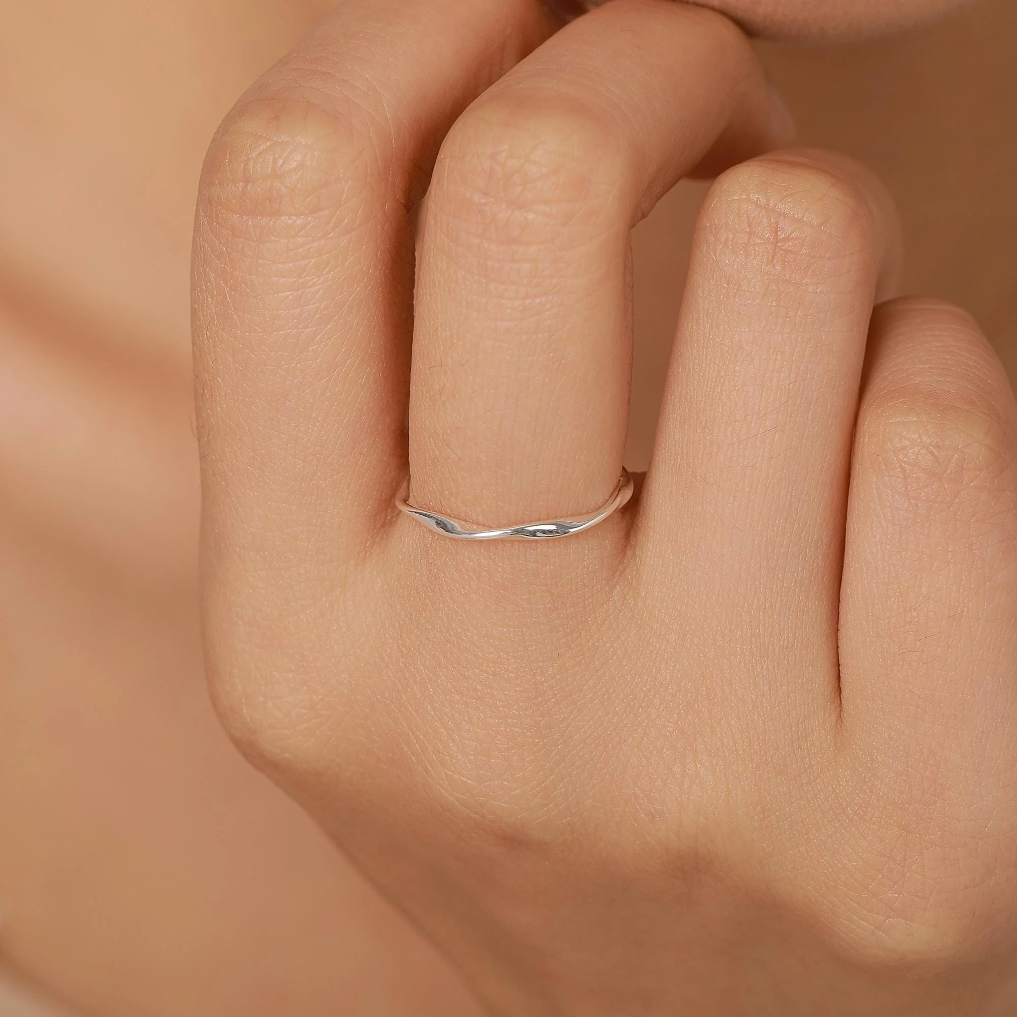 Sterling Silver Mobius Twist Ring - Image 7