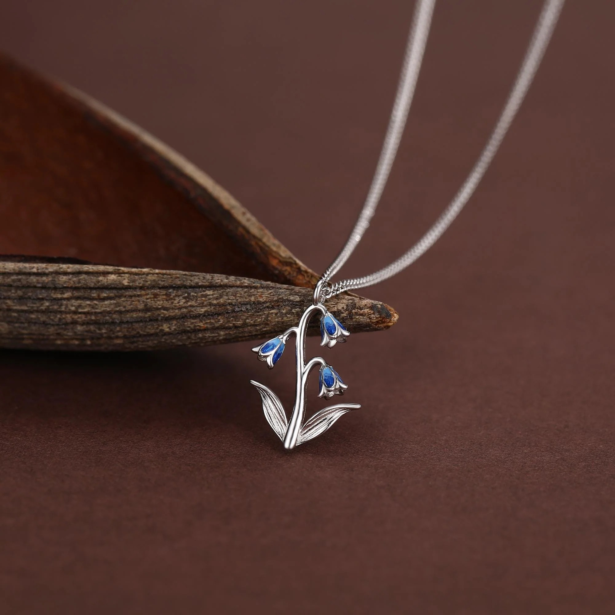 Vue alternative de Sterling Silver Enamel Bluebell Flower Necklace