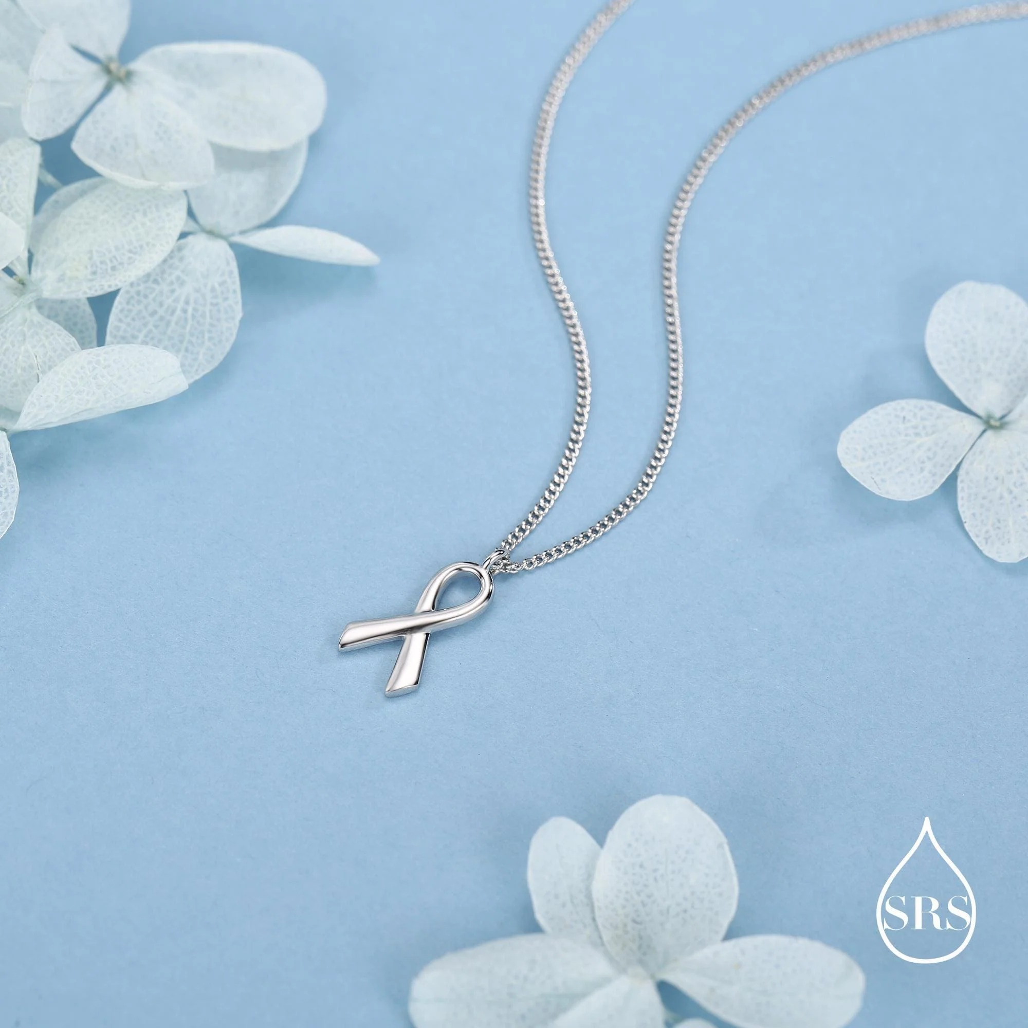 Vue alternative de Awareness Ribbon Pendant Necklace