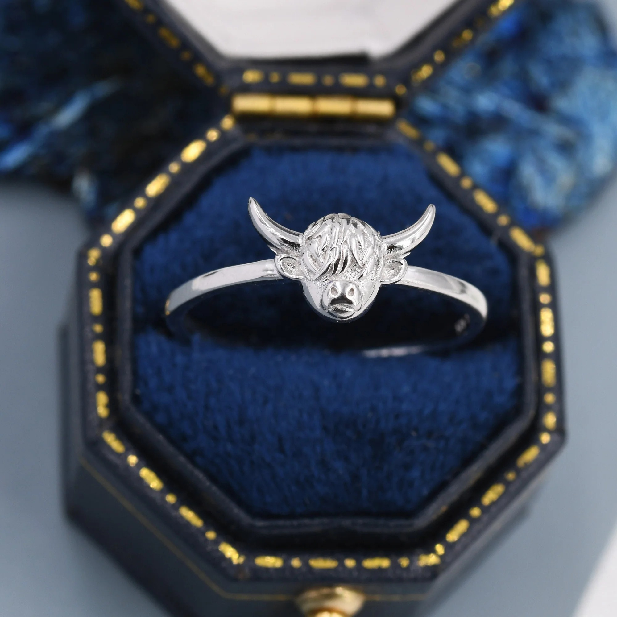 Scottish Design Highland Cow Motif Ring - Image 5