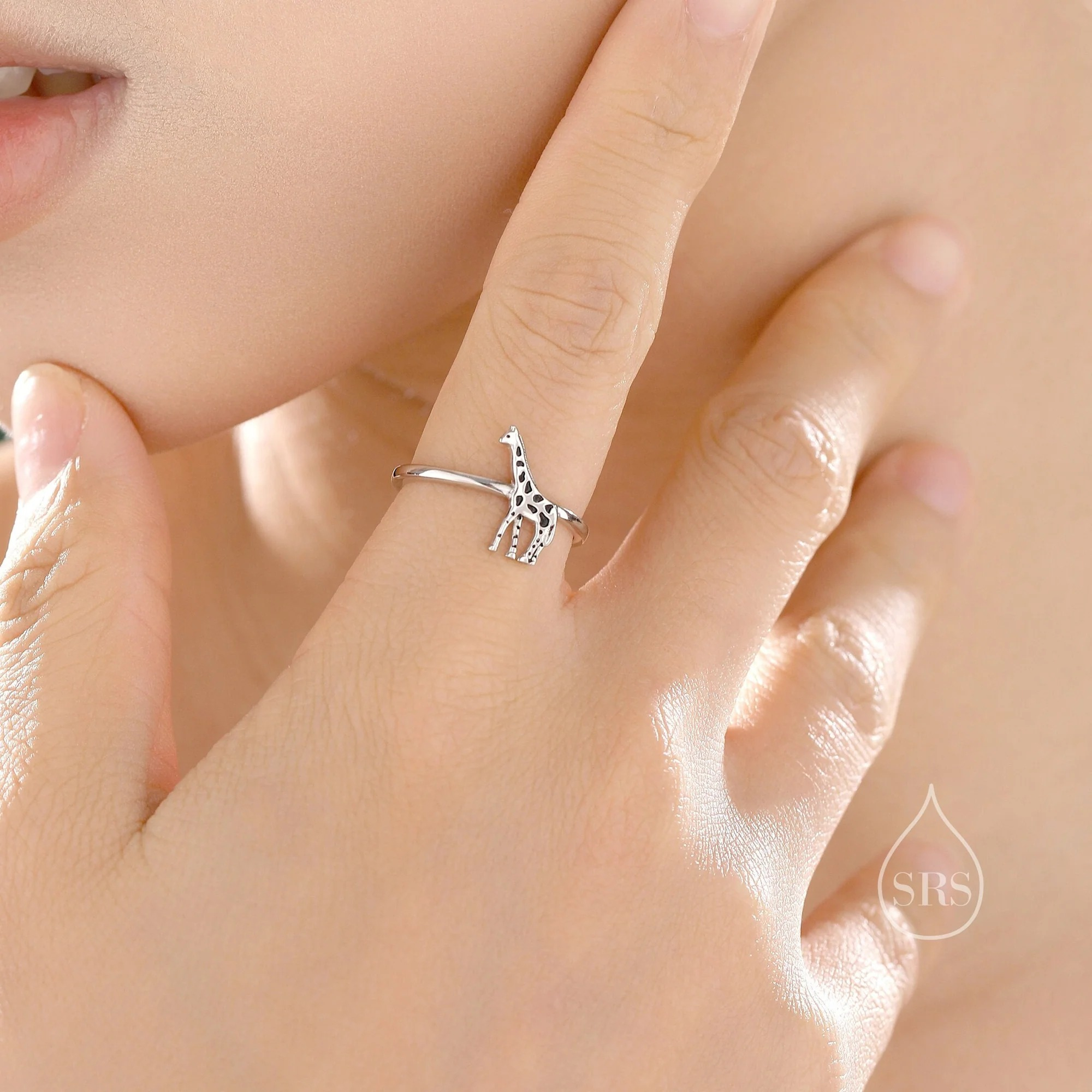 Cute Giraffe Motif Ring