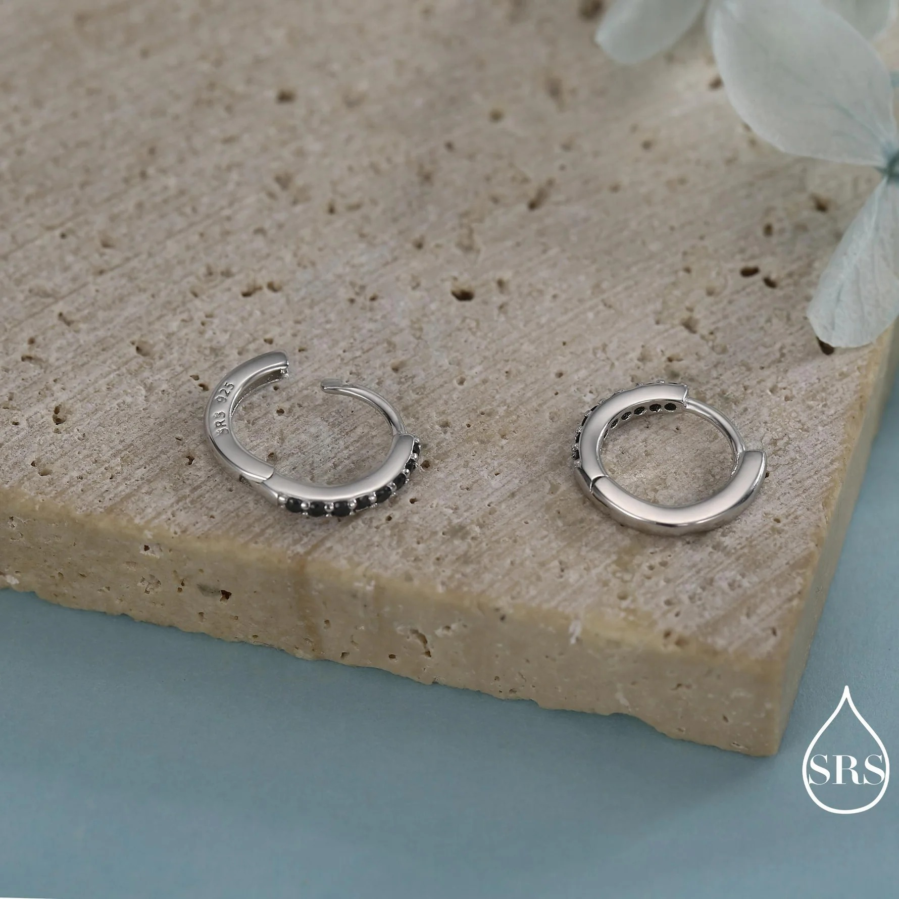 Pair of Minimalist Huggie Hoop Earrings - Image 7