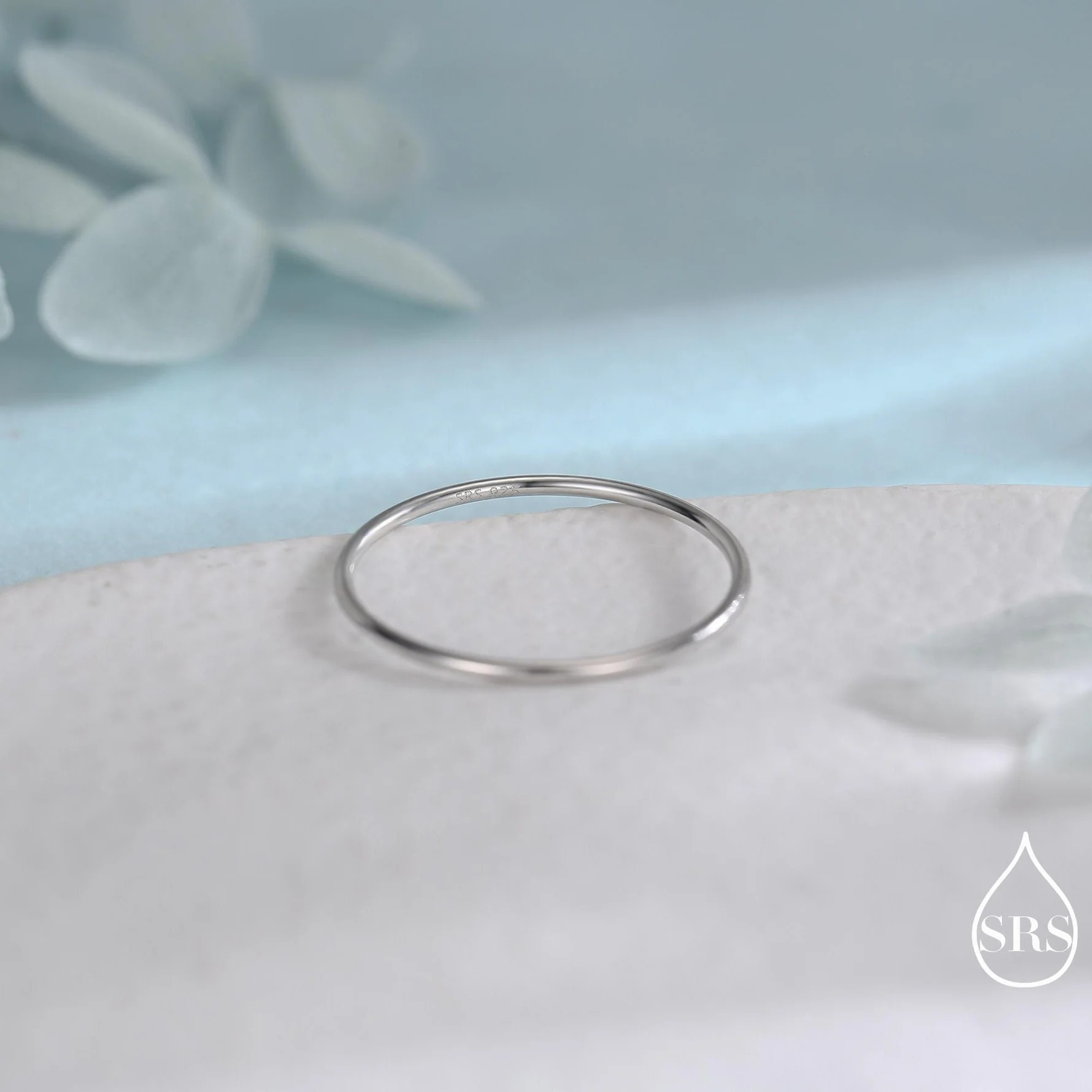 Super Skinny Midi Stacking Ring - Image 7