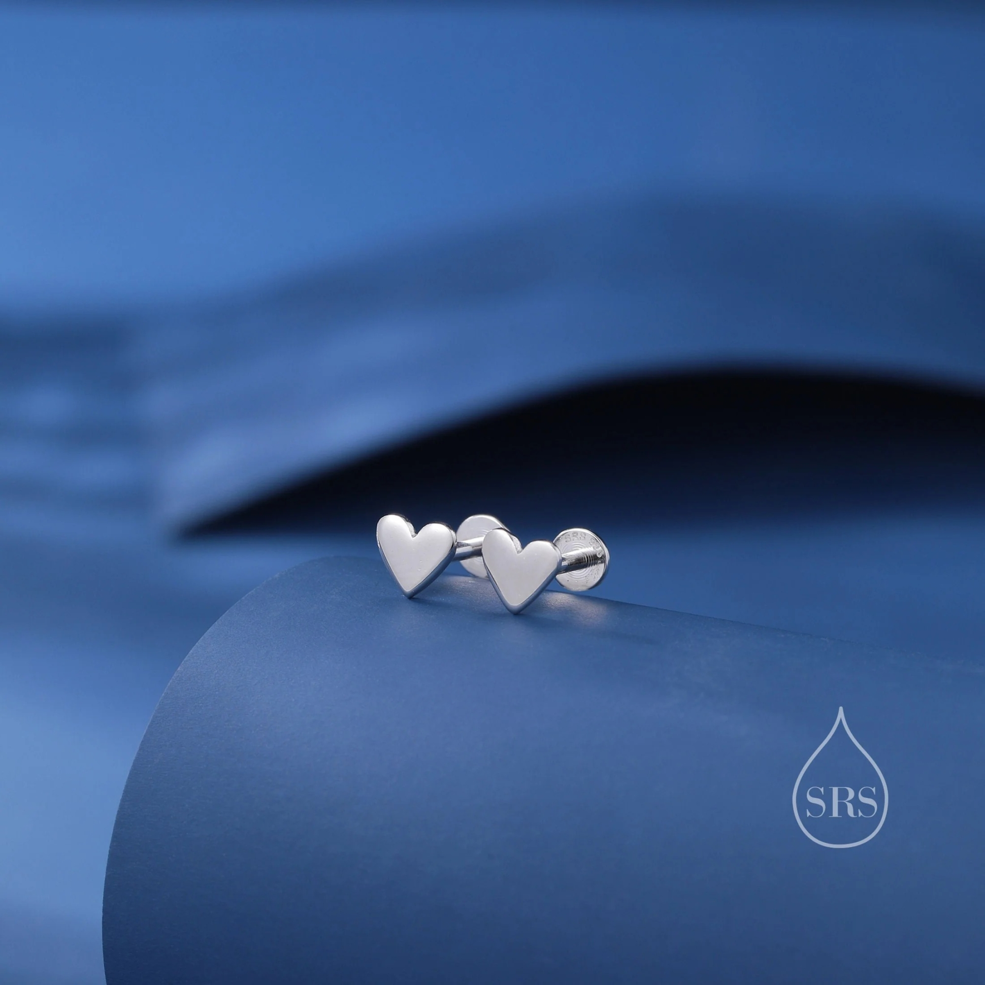 Alternative view of Mini Heart 16G Internally Threaded Flat Back Earrings in Sterling Silver