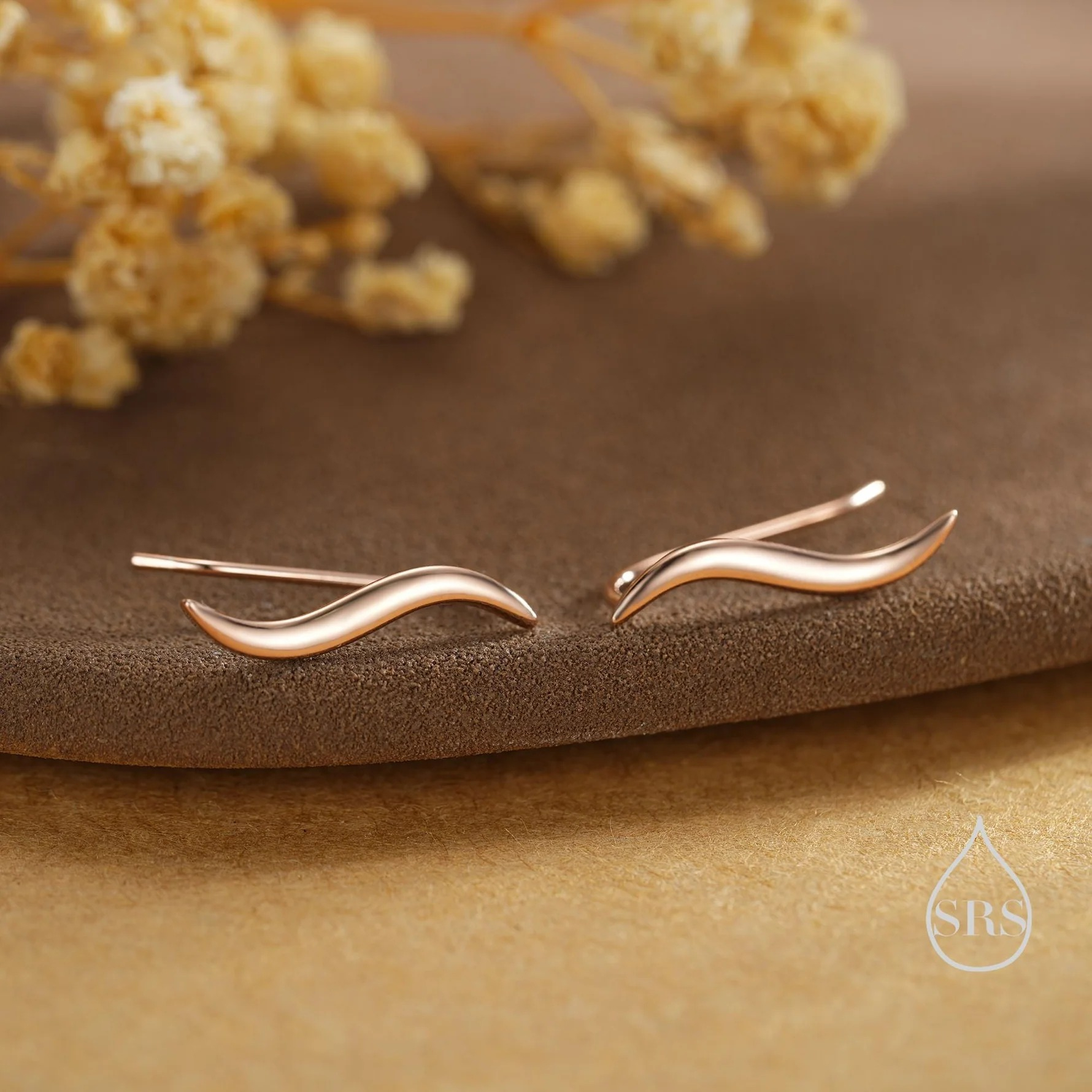 Minimalist Wave Crawler Earrings - Image 5