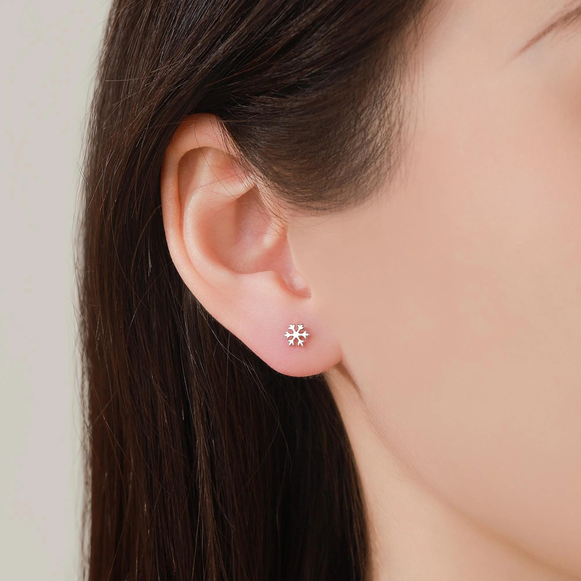 Snowflake 16G Internally Threaded Flat Back Earrings in Sterling Silver